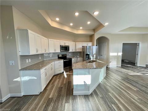 317 Mountain Maple Dr, King, NC 27021 photo 4
