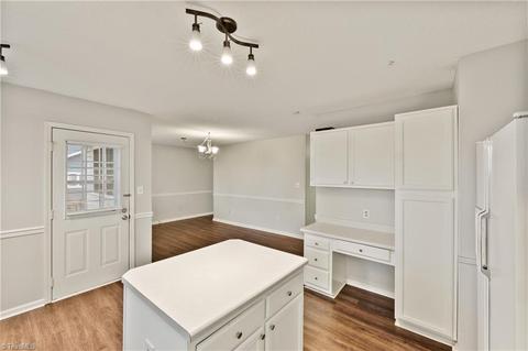 2903 Ingleside Dr, High Point, NC 27265 photo 13