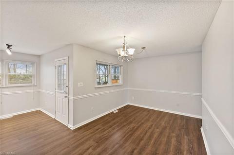 2903 Ingleside Dr, High Point, NC 27265 photo 8