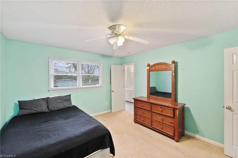 2903 Ingleside Dr, High Point, NC 27265 photo 16