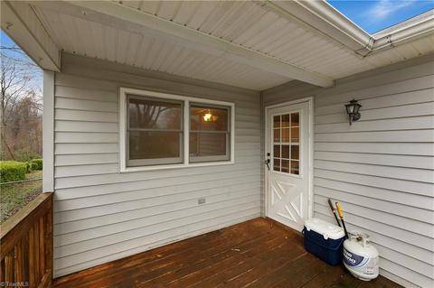 2903 Ingleside Dr, High Point, NC 27265 photo 25