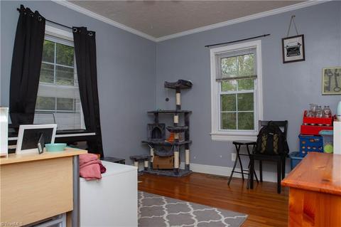 626 Rockspring Rd, High Point, NC 27265 photo 14