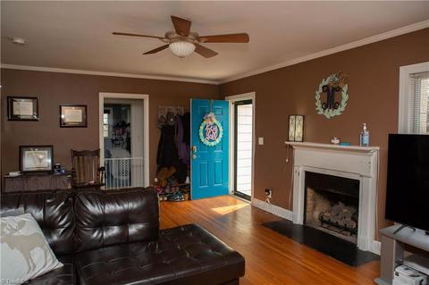 626 Rockspring Rd, High Point, NC 27265 photo 3
