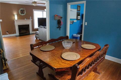 626 Rockspring Rd, High Point, NC 27265 photo 6