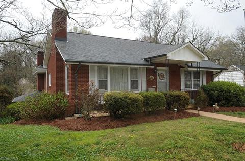 825 Maple Ave, Salisbury, NC 28144 photo 2