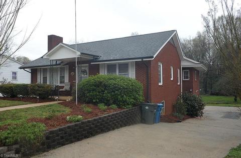 825 Maple Ave, Salisbury, NC 28144 photo 3