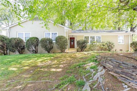 Guilford Hills Greensboro Real Estate 7 Homes For Sale In Guilford Hills Greensboro Nc Movoto