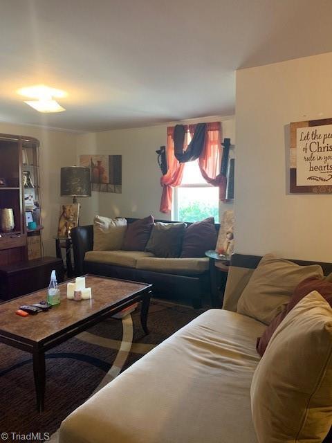 700 Hendrix St, High Point, NC 27262 photo 3