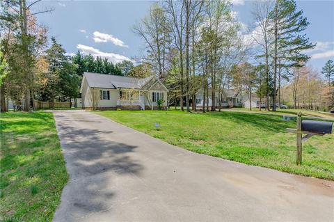 1152 Windover Rd, Randleman, NC 27317 photo 2