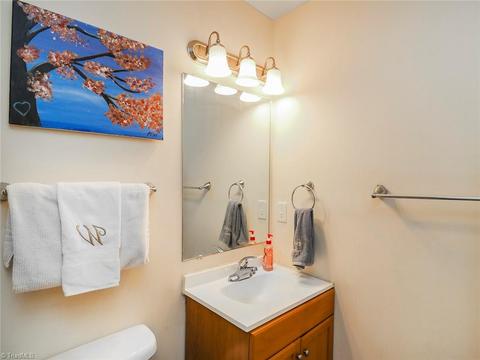 103 Chase Ave, High Point, NC 27260 photo 11