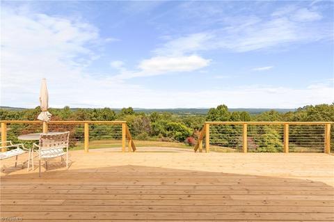 196 Low Gap Rd, Floyd, VA 24091 photo 31