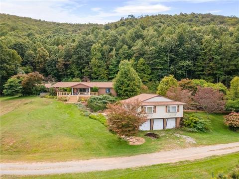 196 Low Gap Rd, Floyd, VA 24091 photo 1