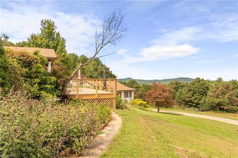 196 Low Gap Rd, Floyd, VA 24091 photo 28