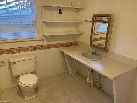 293 Pine Rd, Eden, NC 27288 photo 14