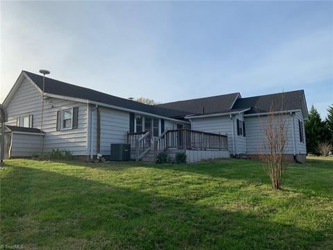 293 Pine Rd, Eden, NC 27288 photo 17