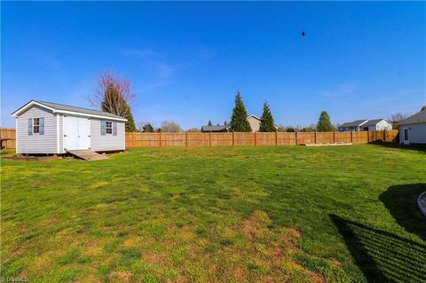 597 Saddlebred Loop, Stokesdale, NC 27357 photo 9