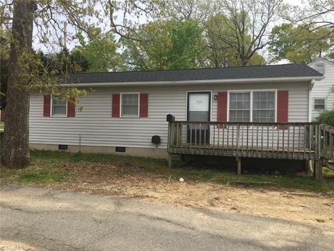 2604 Ty Cir, High Point, NC 27262 photo 1