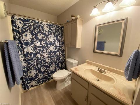 511 Westover Dr, High Point, NC 27265 photo 22