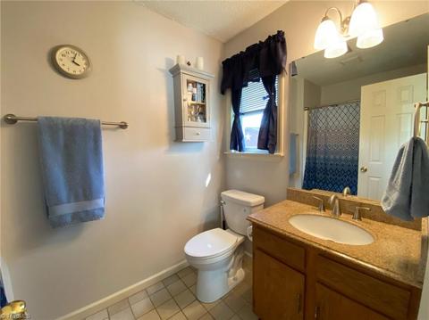 511 Westover Dr, High Point, NC 27265 photo 17