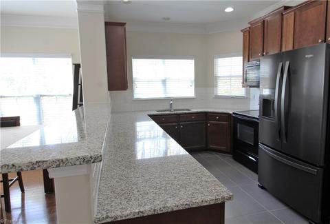 3452 Limestone Ct, High Point, NC 27265 photo 6