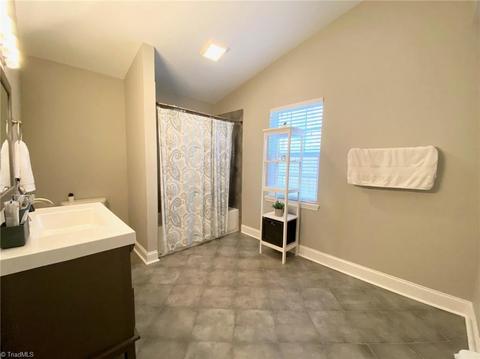 1213 Guyer St, High Point, NC 27262 photo 14