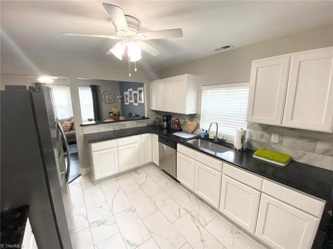 1213 Guyer St, High Point, NC 27262 photo 11