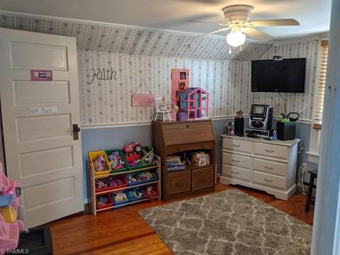 1423 Meadow Rd, Eden, NC 27288 photo 23