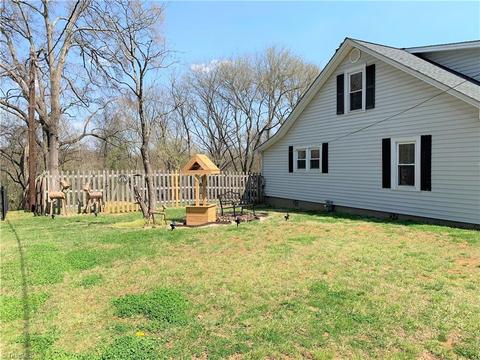 1423 Meadow Rd, Eden, NC 27288 photo 30