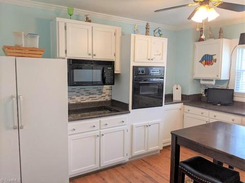 1423 Meadow Rd, Eden, NC 27288 photo 17