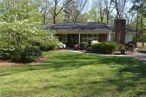 655 E Timber Ln, Robbins, NC 27325 photo 5