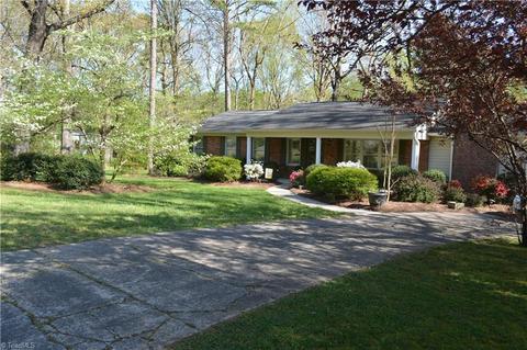 655 E Timber Ln, Robbins, NC 27325 photo 4