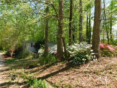 2810 Old Mountain Rd, Trinity, NC 27370 photo 1