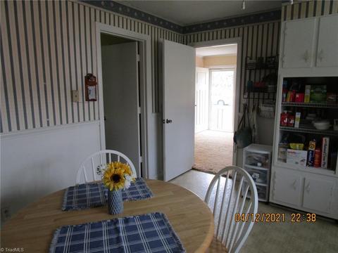 1632 Larkin St, High Point, NC 27262 photo 11