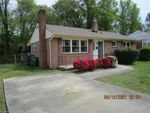 1632 Larkin St, High Point, NC 27262 photo 2