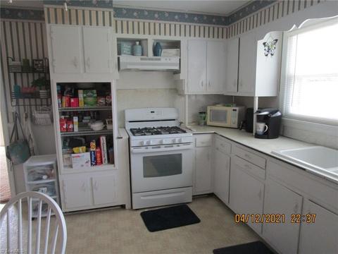 1632 Larkin St, High Point, NC 27262 photo 10