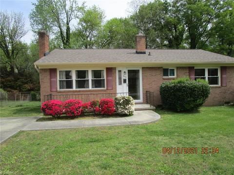 1632 Larkin St, High Point, NC 27262 photo 3
