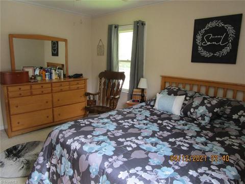 1632 Larkin St, High Point, NC 27262 photo 13