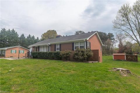 1070 E Pine St, Mount Airy, NC 27030 photo 20