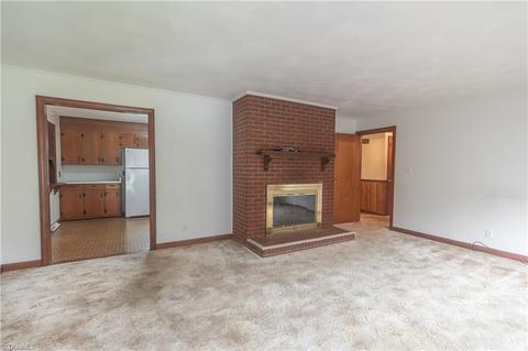 1070 E Pine St, Mount Airy, NC 27030 photo 7