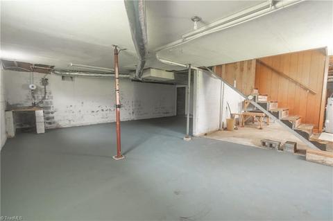 1070 E Pine St, Mount Airy, NC 27030 photo 12