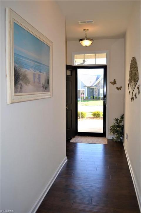 744 Forester Ct, High Point, NC 27265 photo 4