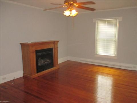 1064 Mill St, Pinnacle, NC 27043 photo 11