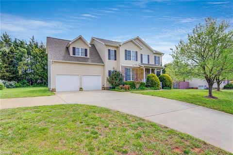 3938 Johnson St, High Point, NC 27265 photo 2