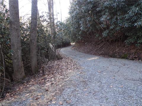 75 River Pointe Ln, Sparta, NC 28675 photo 37