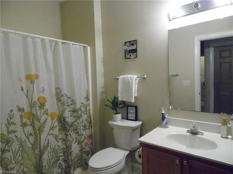 75 River Pointe Ln, Sparta, NC 28675 photo 18