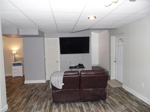 75 River Pointe Ln, Sparta, NC 28675 photo 29
