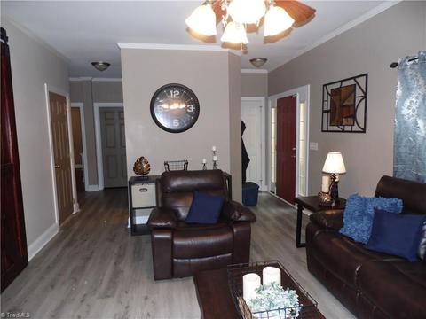 75 River Pointe Ln, Sparta, NC 28675 photo 10