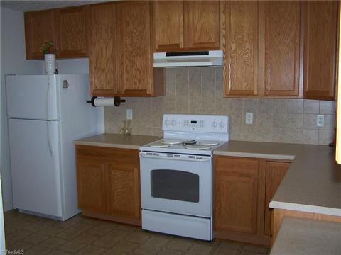 300 Ashley Loop, Eden, NC 27288 photo 21