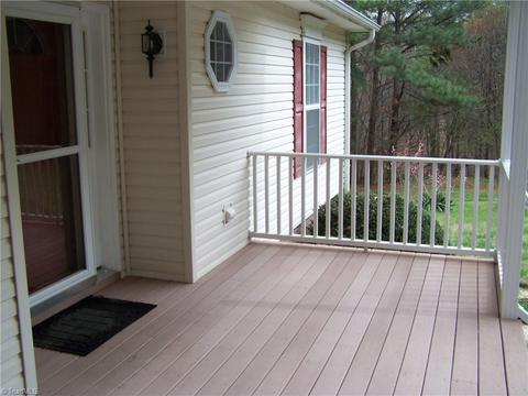 300 Ashley Loop, Eden, NC 27288 photo 7