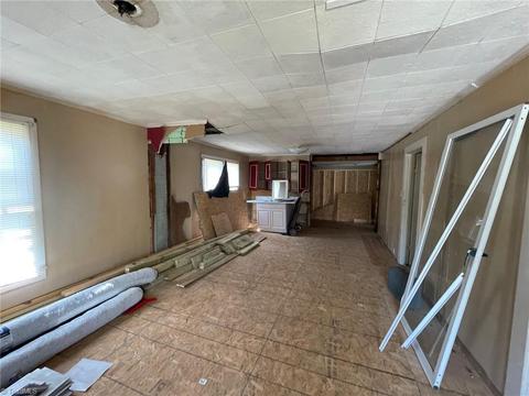 200 Maple Ave, Thomasville, NC 27360 photo 29
